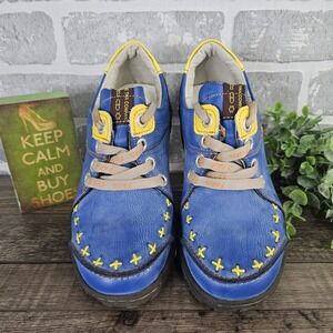 TMA Eyes Cross Stitch Leather Sneakers Blue Yellow Women 7 EUR 37